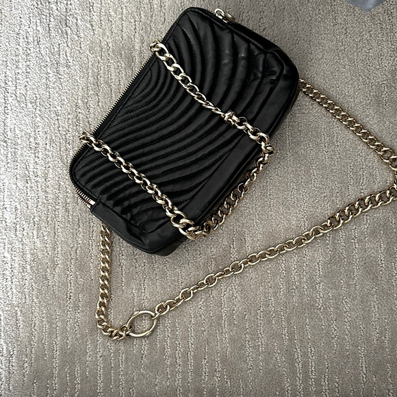 HENRY BENDEL BLACK BAG - Picture 1 of 5